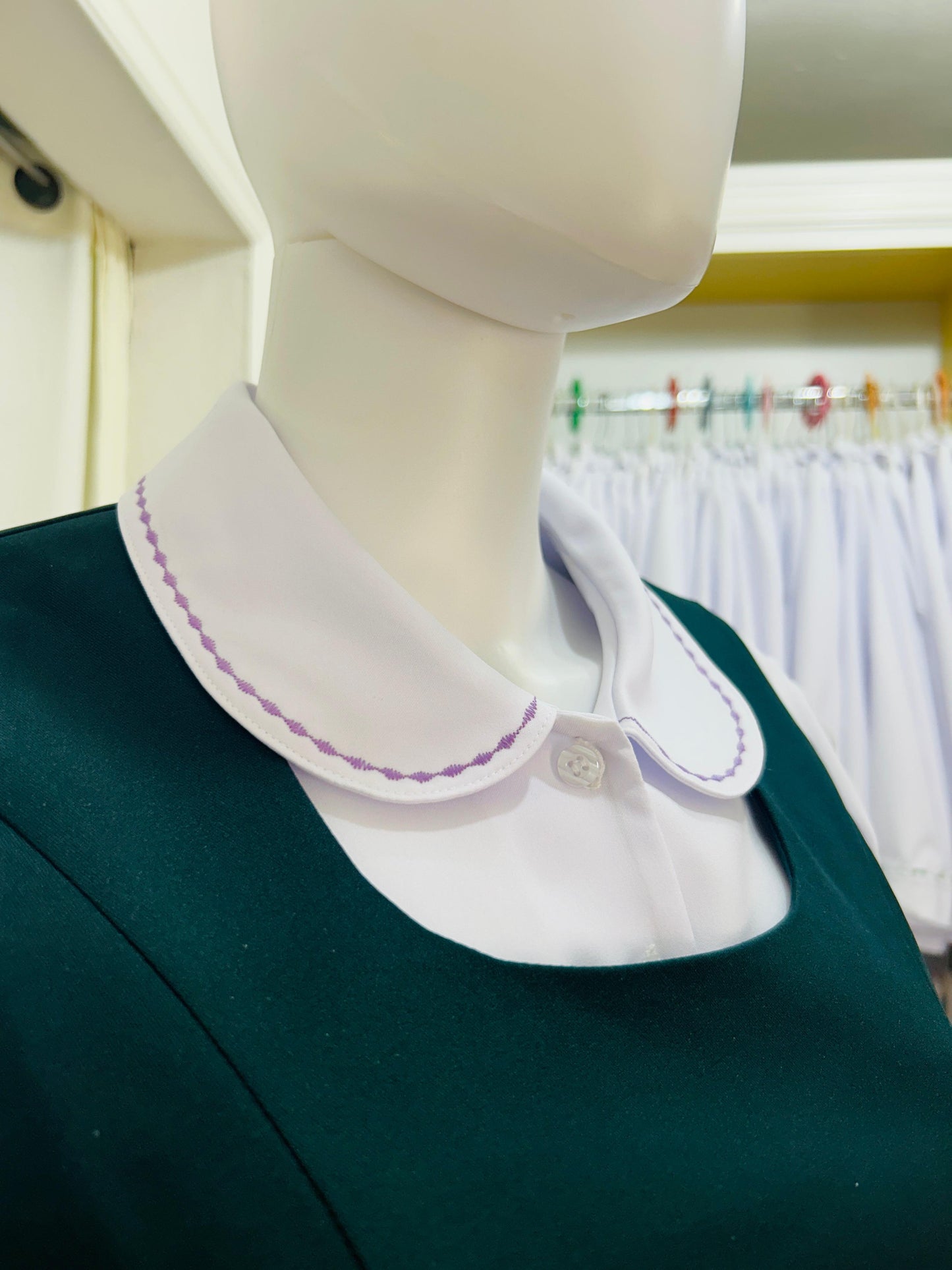 Blusa Casanova Cuello Bebe Manga Corta Bordado Lila