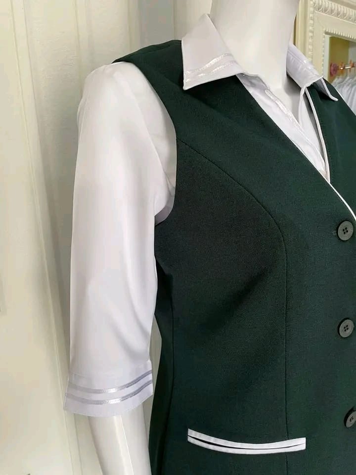 Blusa Casanova Satin Blanco (Manga 3/4)