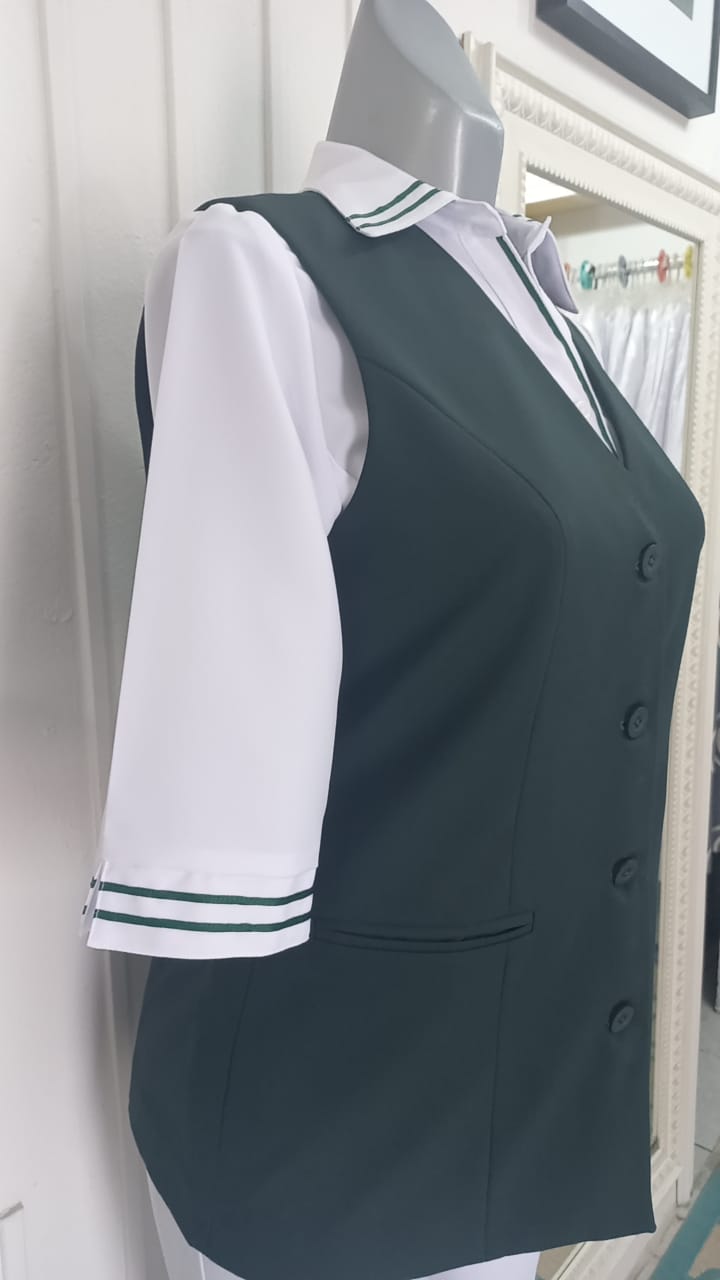 Blusa Casanova Satin Verde(Manga 3/4)