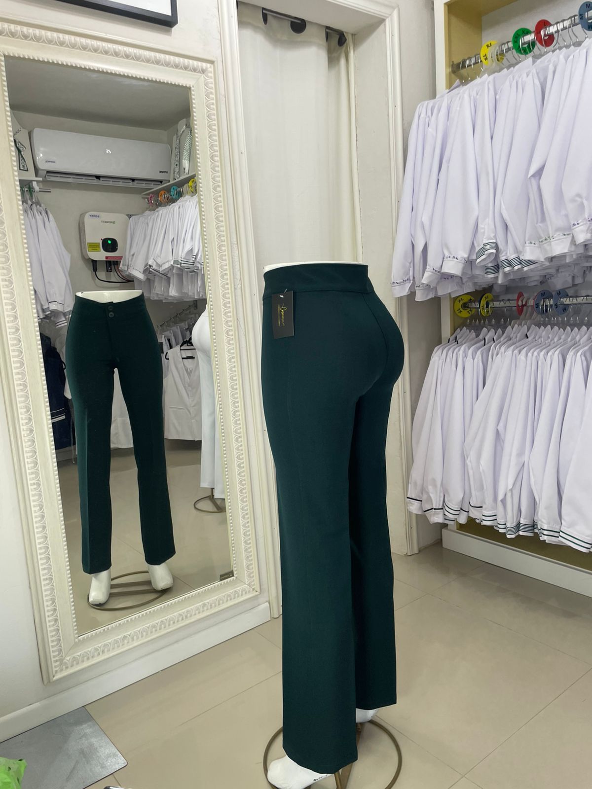 Pantalon Verde Sin Bolsas