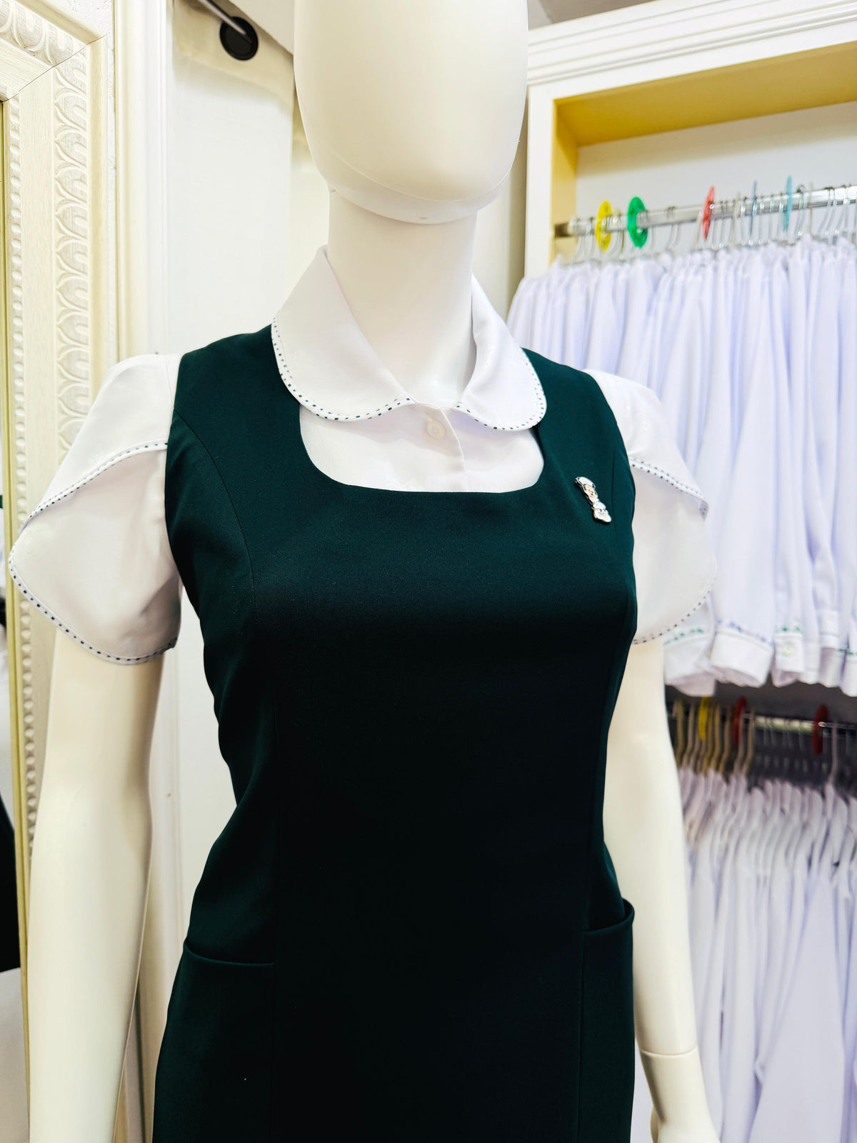 Blusa Pettal Cuello Bebe Verde (Manga Corta)