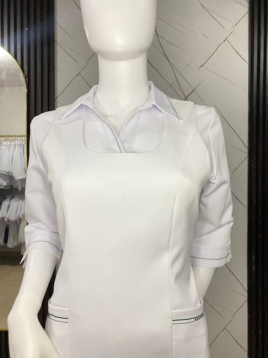 Chaleco Lusso Blanco Con Bordado Verde